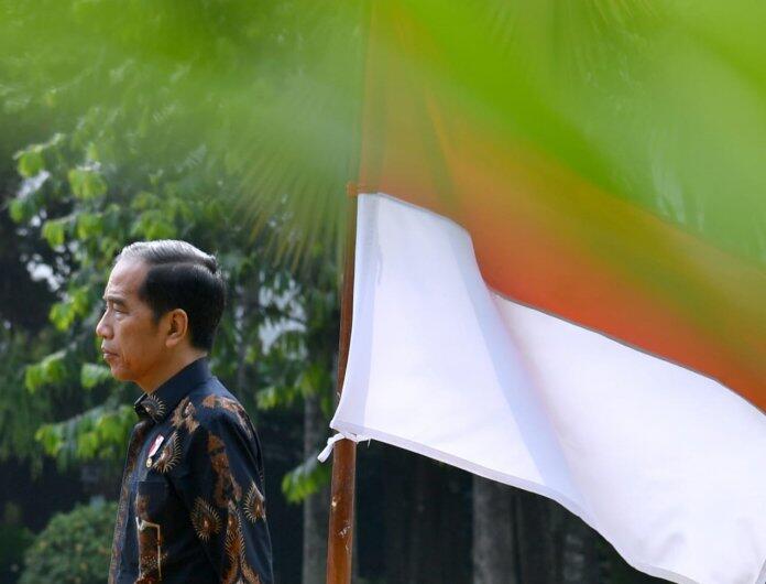 Jokowi Batalkan Premium Naik Demi Rakyat Kecil, Mengapa Sebelumnya Dibilang Naik?