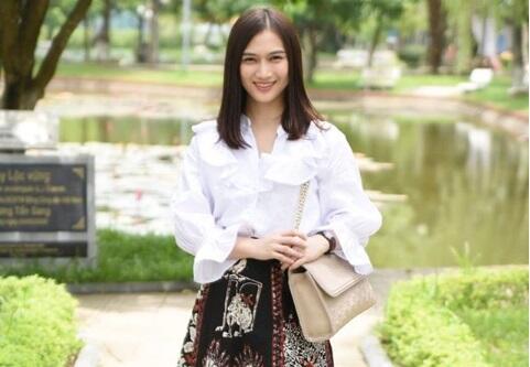 Melody eks JKT48 Mau Nikah dan Kini Berhijab, Calon Suami Masih Misterius