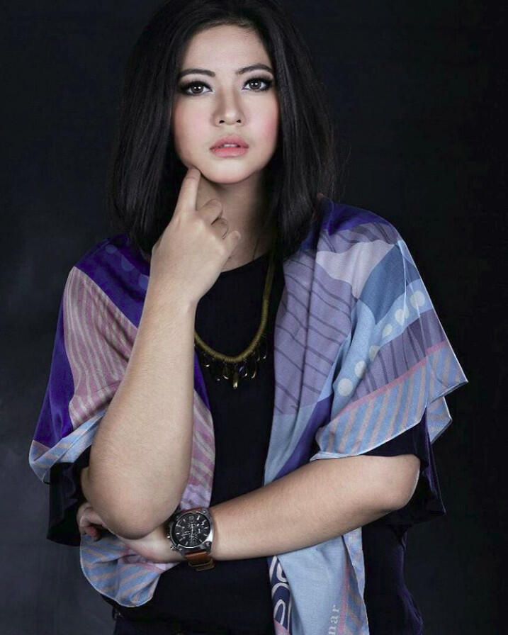 Pernikahan Artis-artis Ini Tenang Banget Gan, tapi Ujung-ujungnya Cerai
