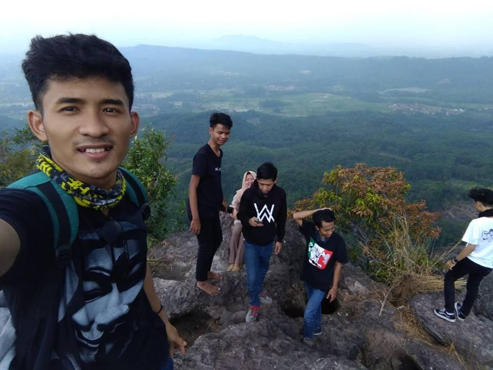&#91;COC Travellers&#93; Serunya Pendakian Gunung Eusing #AslinyaLo