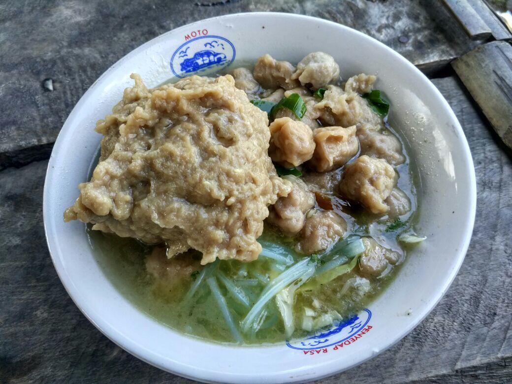 Wajib Coba! Rekomendasi 5 Bakso Manyus di Bojonegoro