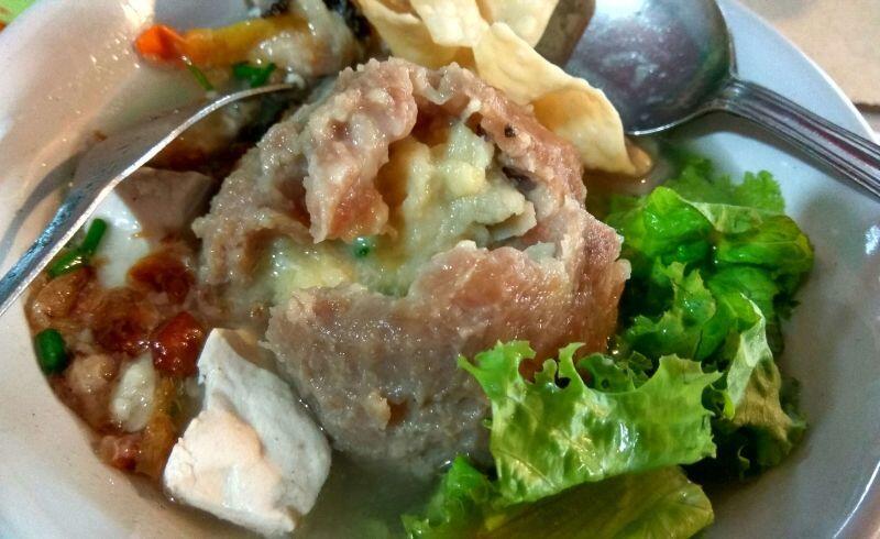 Wajib Coba! Rekomendasi 5 Bakso Manyus di Bojonegoro