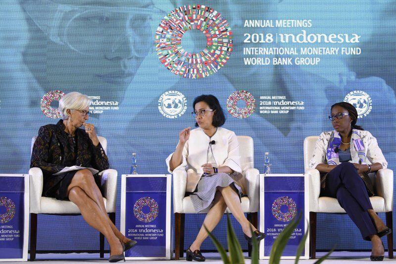 Jejak Kontroversi IMF di Indonesia