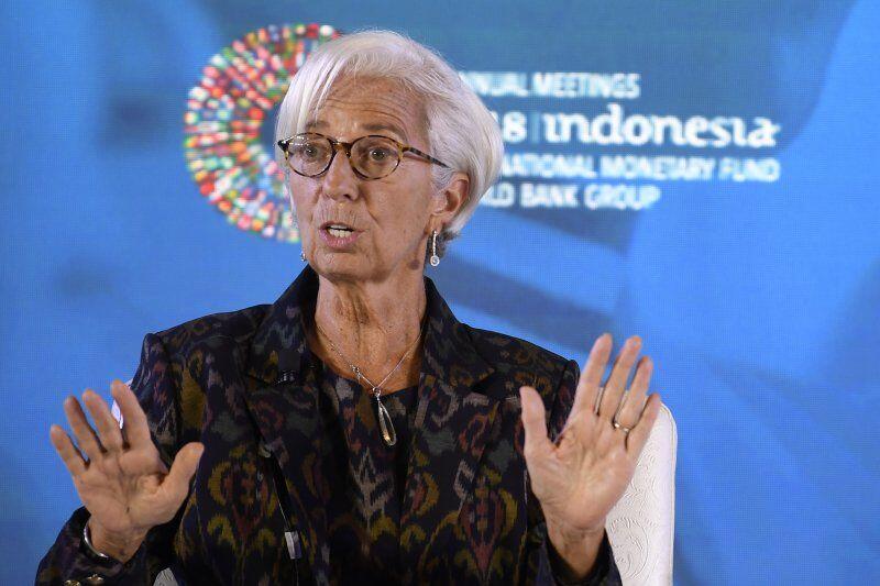 Jejak Kontroversi IMF di Indonesia
