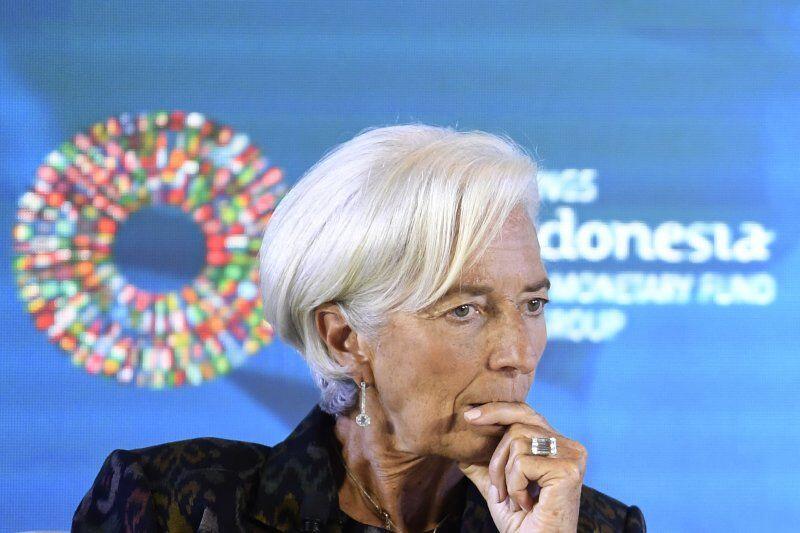 Jejak Kontroversi IMF di Indonesia