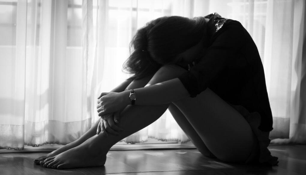 Tangguh Masing-masing, Begini Cara Setiap Zodiak Mengatasi Patah Hati