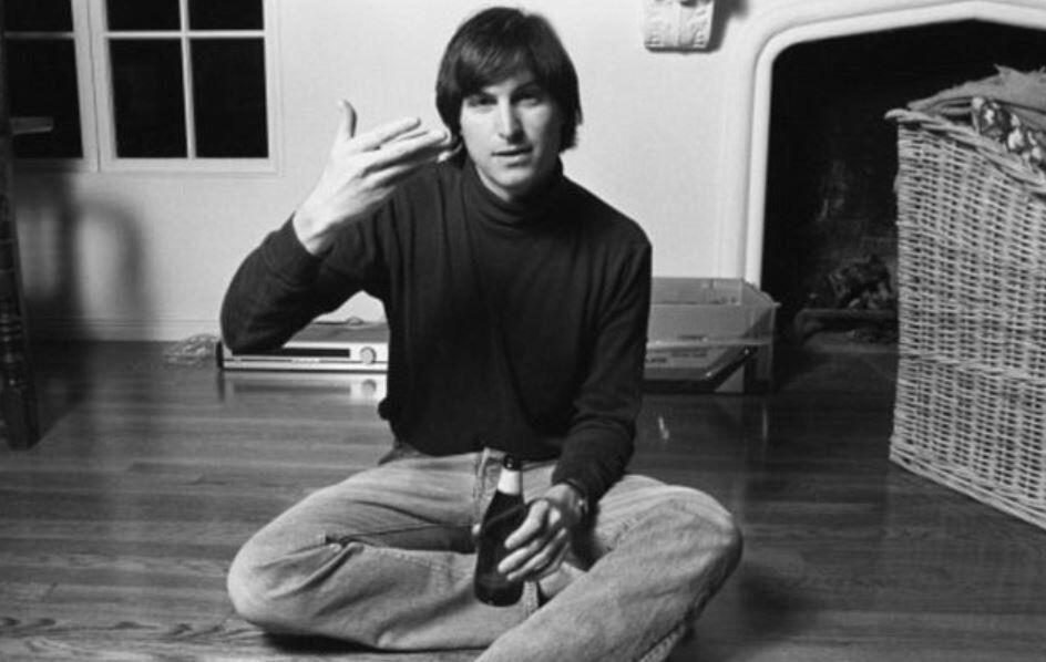 Pernah Dikudeta, Ini Jatuh Bangun Kehidupan Steve Jobs yang Inspiratif