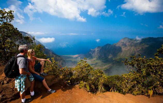 15 Wisata yang Harus Dikunjungi Sekali Seumur Hidup, Gak Bakal Rugi!
