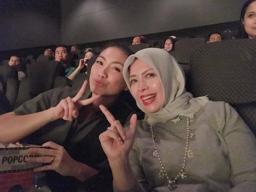 10 Potret Rahayu Saraswati, Artis dan Politikus Jubir Prabowo-Sandi