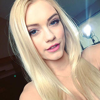 Miris! 5 Artis Porno Pendatang Baru Ini Dinilai Terlalu Cantik Untuk Jadi Artis Porno
