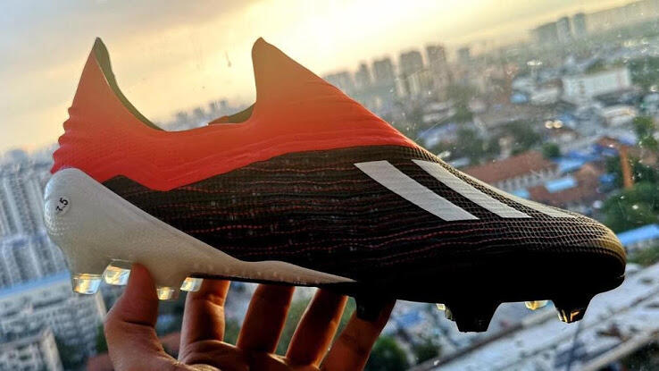 Nih Gan, Foto-foto terbaru Adidas X 18+ yang Super Duper Kece