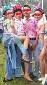 LGBT Merangkai Duka