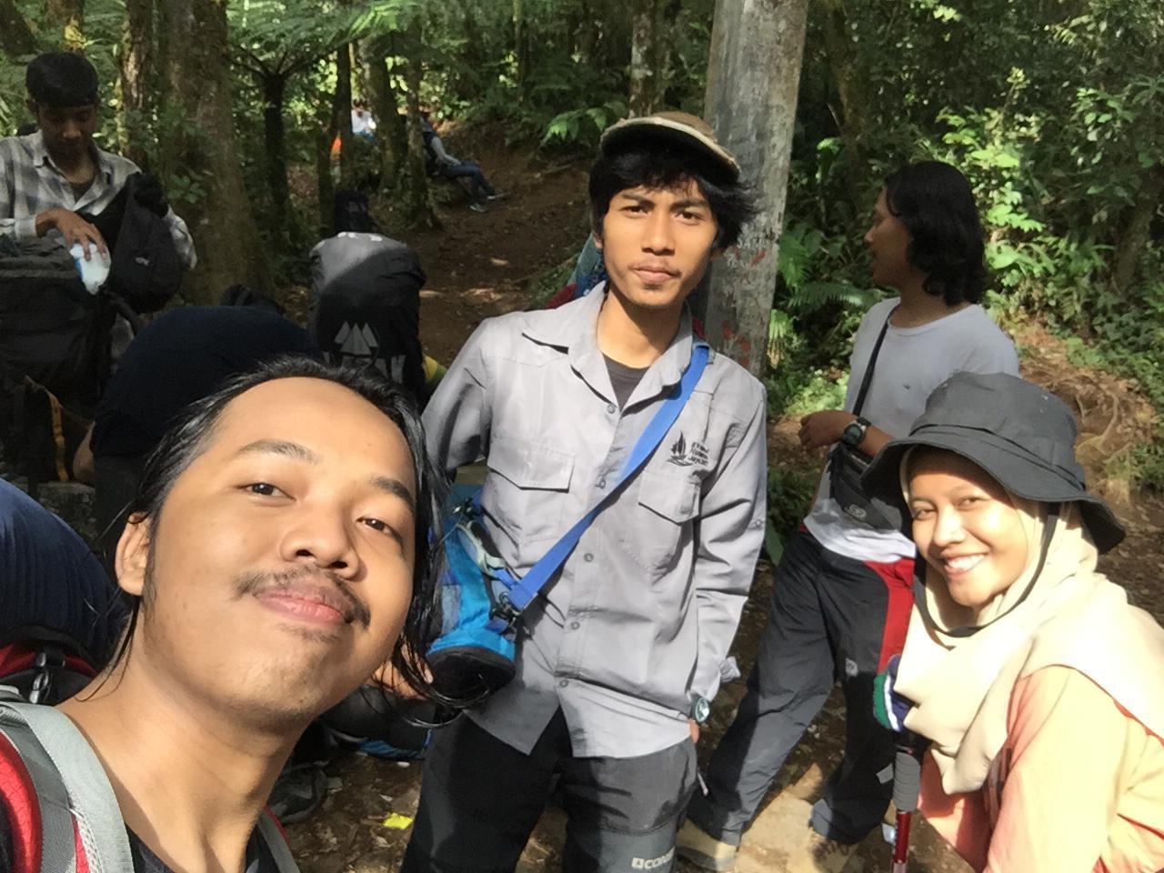 &#91;COC Travellers&#93; Tips &amp; Cerita Pendakian Menghapus Luka di Gunung Gede #AslinyaLo