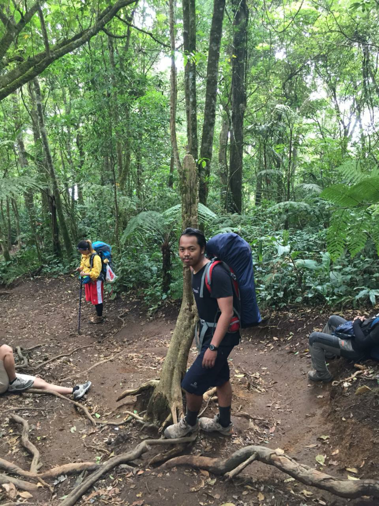 &#91;COC Travellers&#93; Tips &amp; Cerita Pendakian Menghapus Luka di Gunung Gede #AslinyaLo
