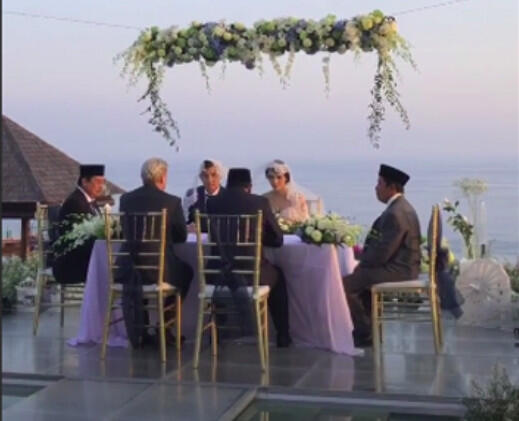 Penyanyi Alexa Key Nikah Diam-diam dan Perutnya Jadi Omongan, Nih Fotonya!