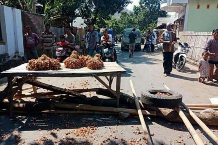 Harga Bawang Turun Jadi Rp 900 Per Kilogram, Ratusan Petani Bawang Unjuk Rasa