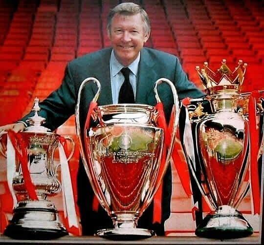 Pelatih-Pelatih Peraih Treble di Era Sepakbola Modern
