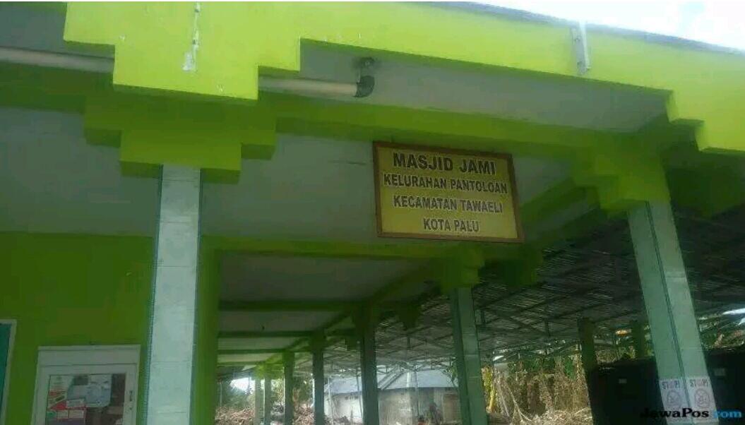 Subhanallah! Gelombang Tsunami Hanya Lewat di Atas Kubah Masjid Ini