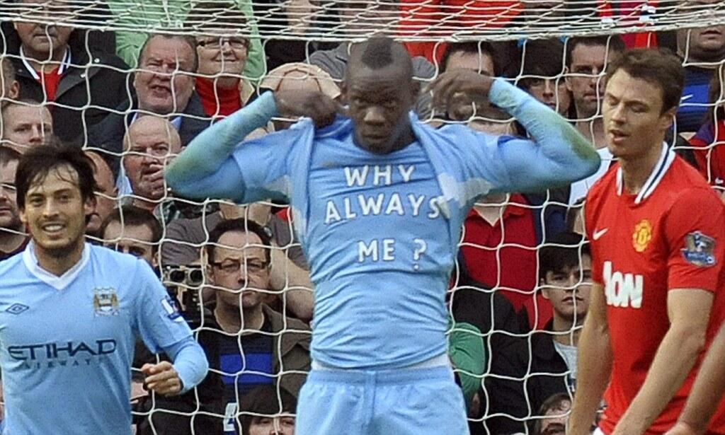 Sisi Elegan Gol 'Why Always Me' Mario Balotelli