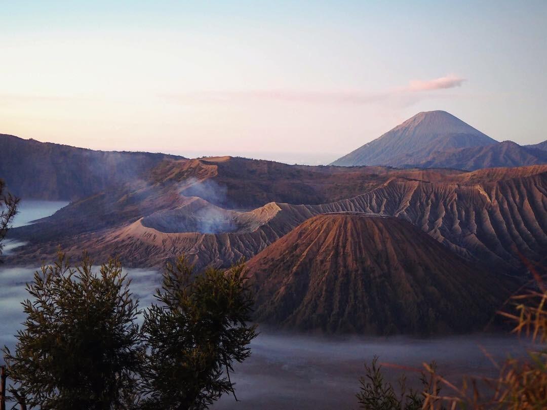 Jangan Sampai Traveling Kamu Berantakan Gara-Gara Smartphone Lowbet, Ini Dia Tipsnya