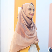 Fenomena Artis Berhijab, Kenapa Mereka Mau ?