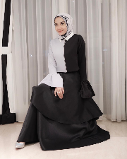 Fenomena Artis Berhijab, Kenapa Mereka Mau ?