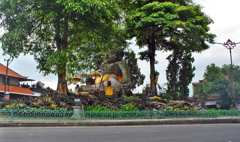 Tempat Angker di Bali ini, Bikin Bulu Kuduk Menari #Versiane