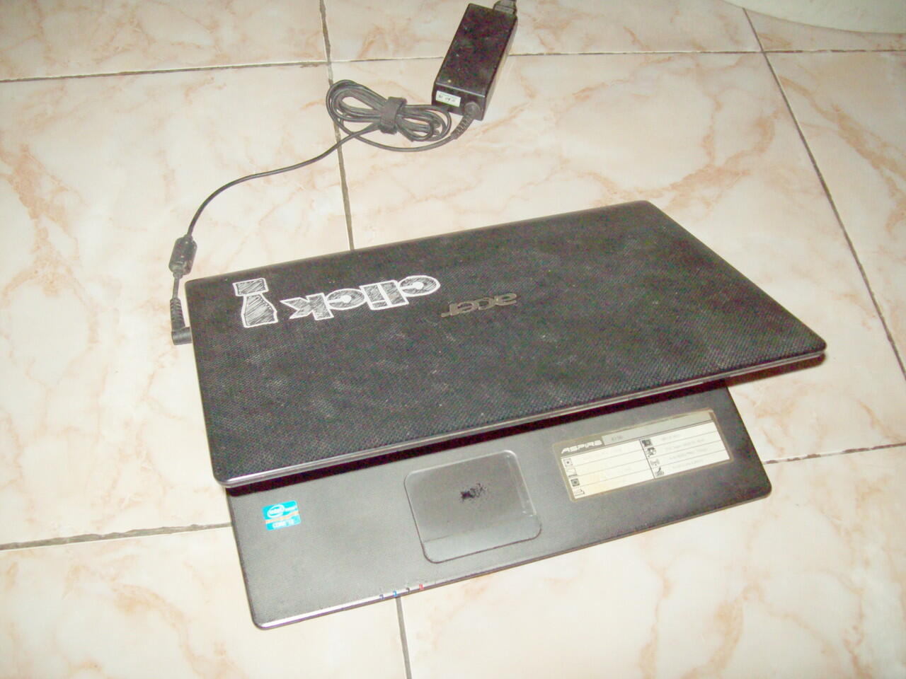 Kocak gan.. Ane Rekaman Lagu Pake Headset Rusak..!!
