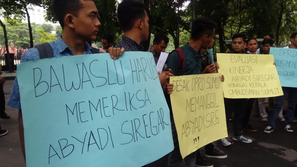 Hasil Polling Menangkan Prabowo, Seknas Jokowi Laporkan Kepala Ombudsman Sumut