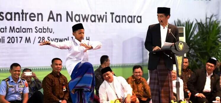 Peringatan Hari Santri, Jokowi: Tahun Politik Banyak Beredar Fitnah