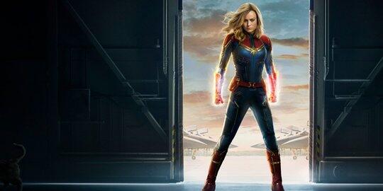 10 Superhero wanita terseksi yang jadi pujaan para pecinta komik dan film