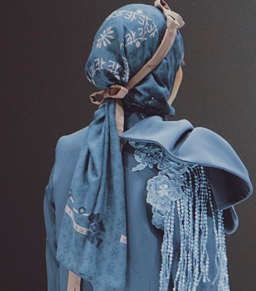 Asyik, Kini Ada Jilbab Anti Air yang Diciptakan Desainer Indonesia