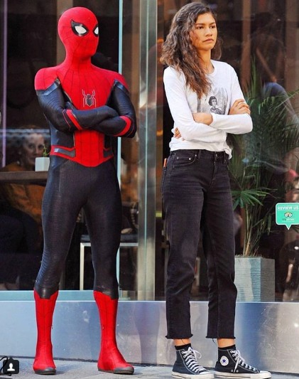 Begini nih gan kostum anyar Spiderman!!! 