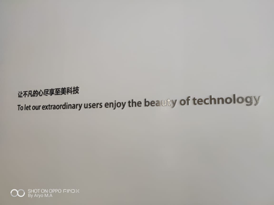 WOW! Ini Dia Store Smartphone Masa Depan!