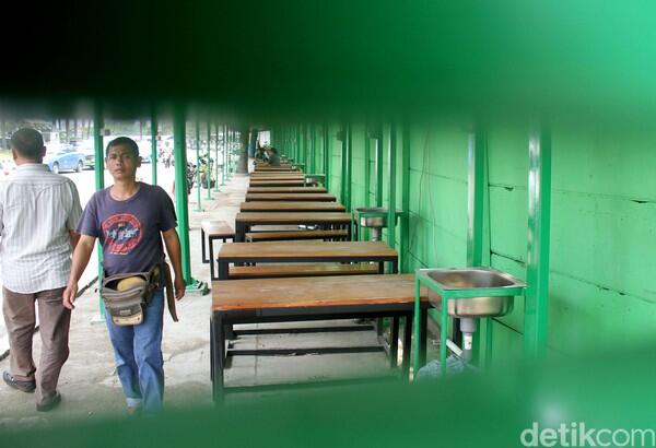 Melihat Trotoar Khusus PKL di Kuningan Jakarta