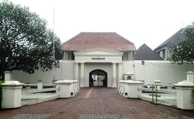 Destinasi Horror dan Spooky di Indonesia