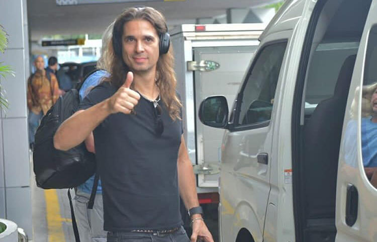 Ini Foto-foto Megadeth Ketika Mendarat di Yogyakarta