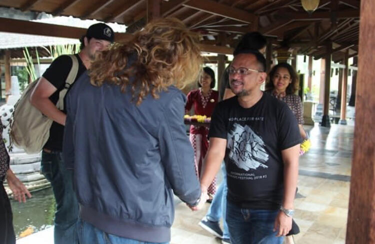 Ini Foto-foto Megadeth Ketika Mendarat di Yogyakarta