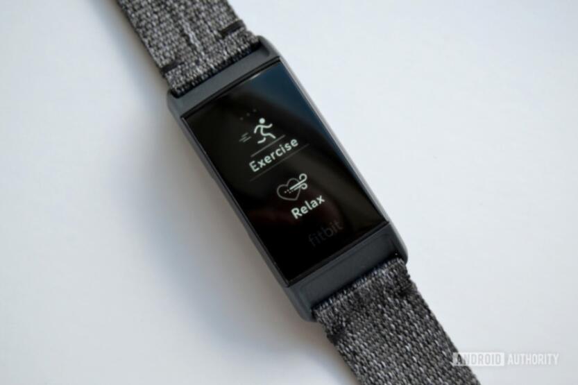 Fitbit Charge 3 Buat Yang Gemar Olahraga