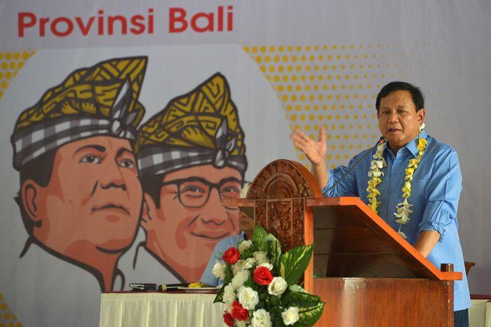 Mengecek data kemiskinan rujukan Prabowo