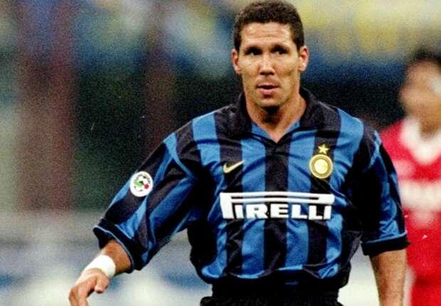 Dulu Jangkar Beringas Serie A, Kini Jadi Pelatih Top