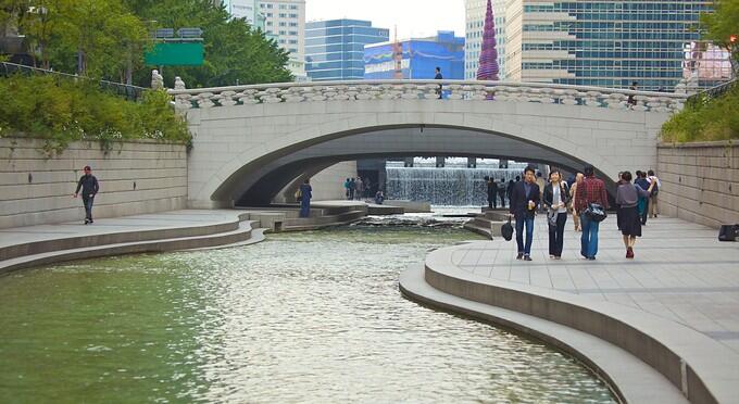 Ridwan Kamil akan Sulap Sungai Kalimalang seperti Sungai Cheongcheon di Korsel