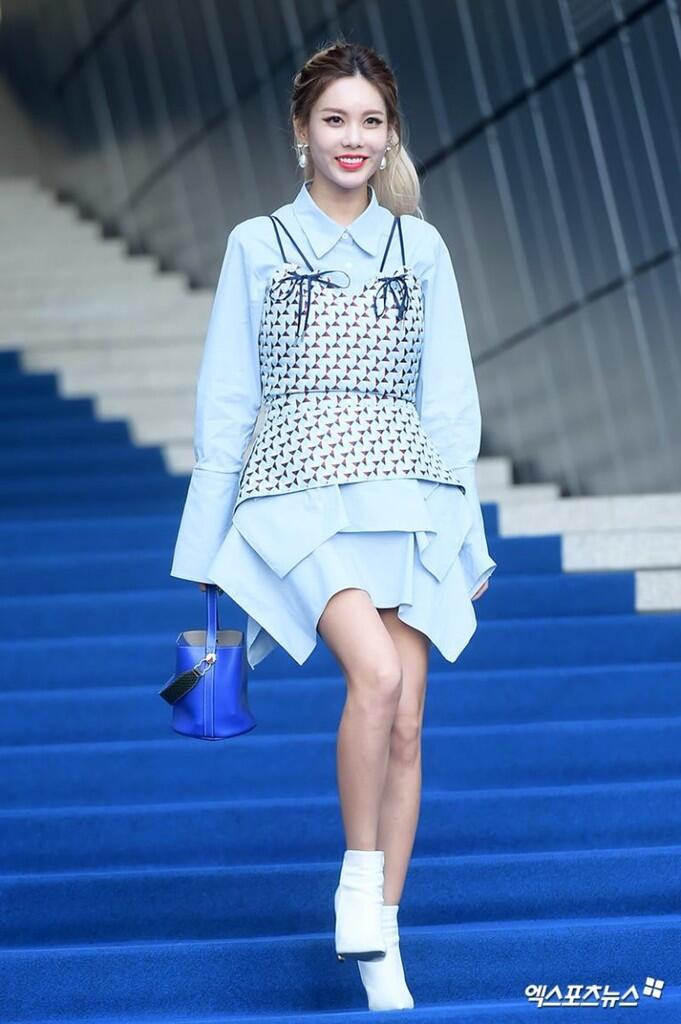 Idola KPop Tampil Fashionable di Hera Seoul Fashion Week, Lihat Foto-fotonya!