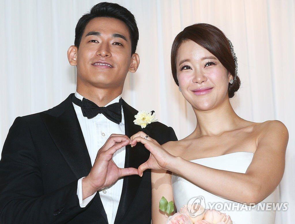 Tak Pandang Usia, 9 Artis Korea Ini Menikah dengan Pria Lebih Muda