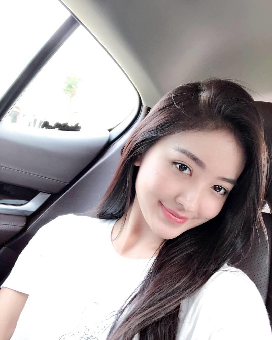 Ratu Sinetron, Ini 10 Gaya Sederhana Natasha Wilona Tanpa Make Up