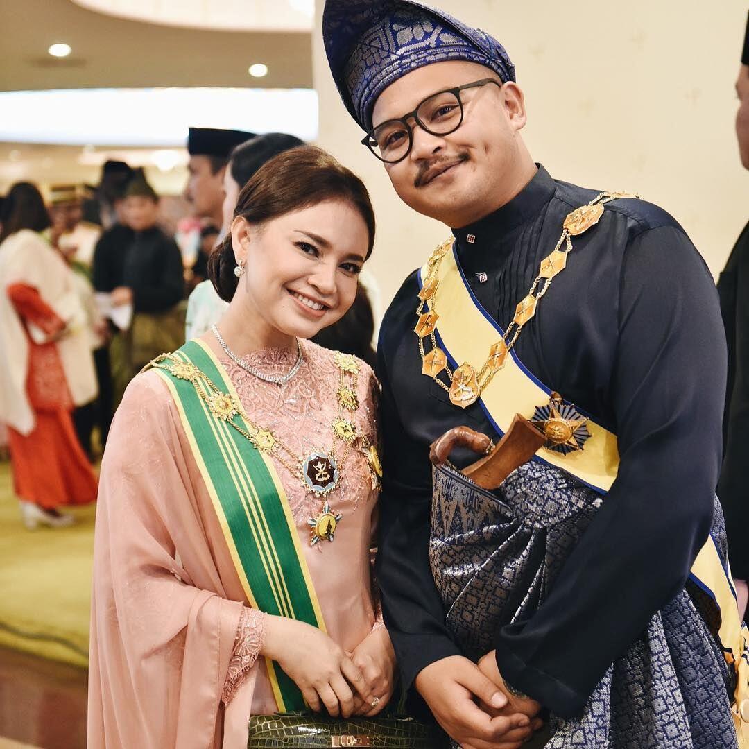 10 Potret Anggun Rossa Dapat Penghargaan Jadi Dato Sri di Malaysia