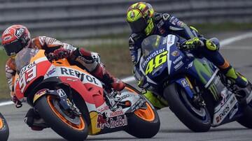 Rossi Beri Saran ke Marquez Soal Pindah Tim