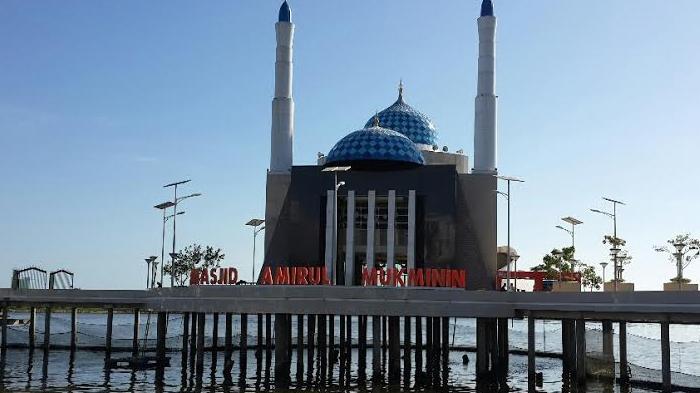 Masjid-masjid di Indonesia dengan Arsitektur Unik