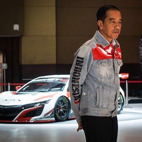 Hobi Jokowi Belanja Produk Lokal, Mulai dari Jaket Hingga Motor