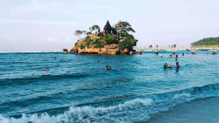 Eksotis Banget, 5 Pantai Indah di Malang Ini Wajib Kamu Kunjungi